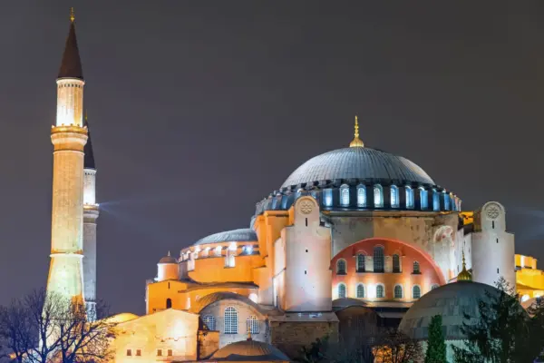 5-Day Istanbul, Cappadocia & Pamukkale Tour – History, Landscapes & Natural Wonders – P12