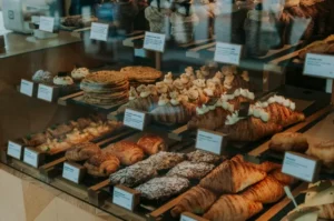 Famous Foods of Turkey – City by City Culinary Guide - Izmir Boyoz pastry
