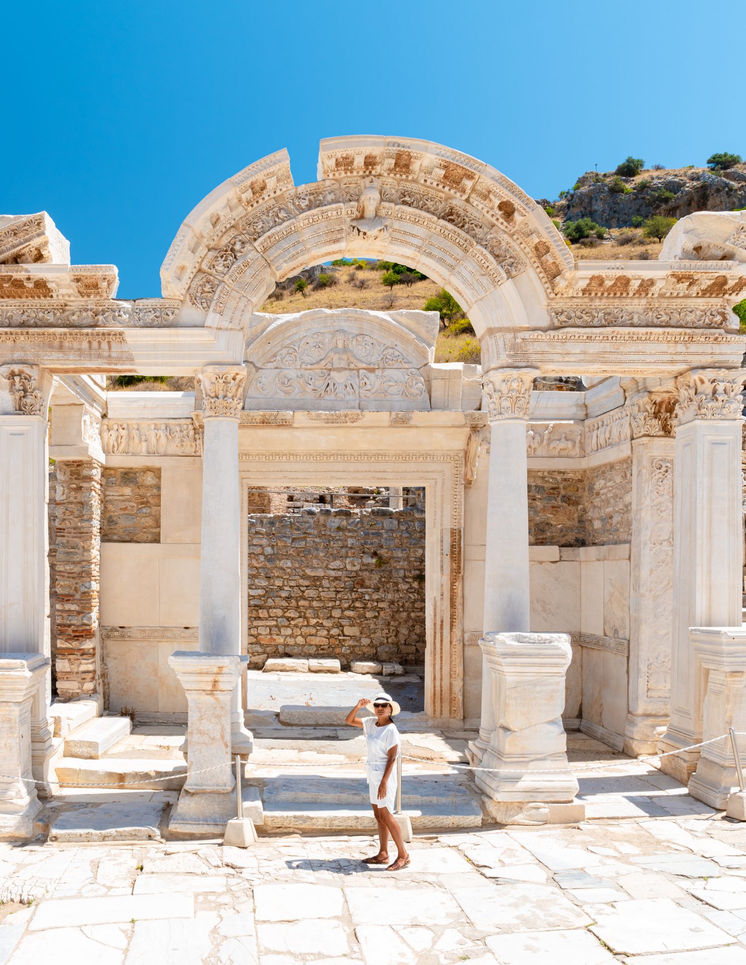 ephesus ruins turkey beautiful sunny day between 2022 11 09 01 51 57 utc